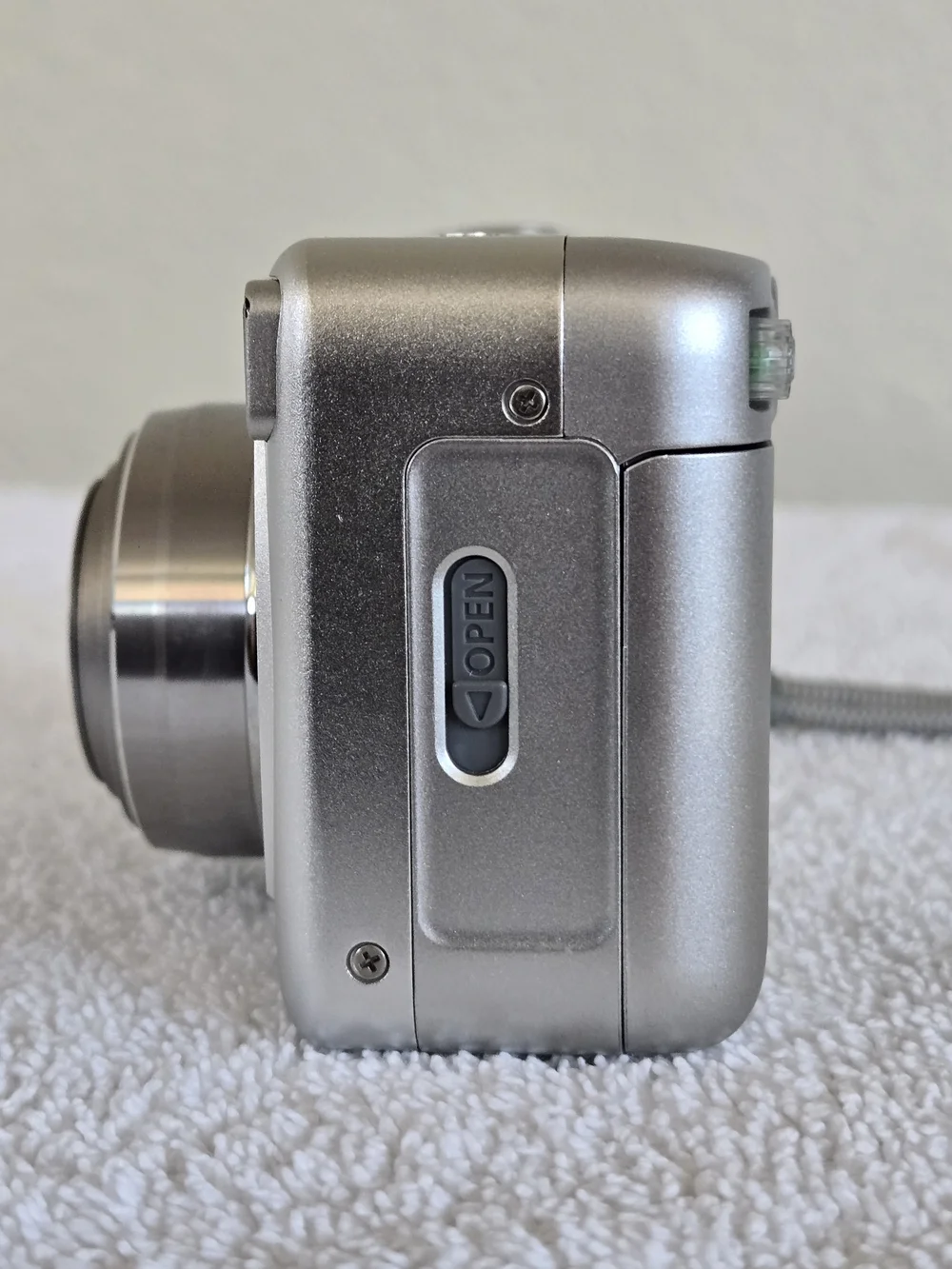 Canon Sure Shot Z180u Date 35mm Compact Film Camera 38-180mm Zoom *Tested*